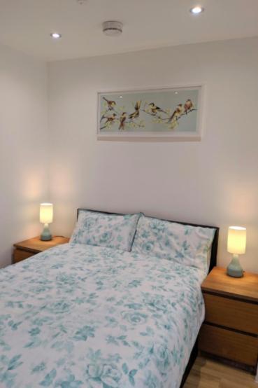 Spacious 2-bed In Kingston Near Richmond Park *